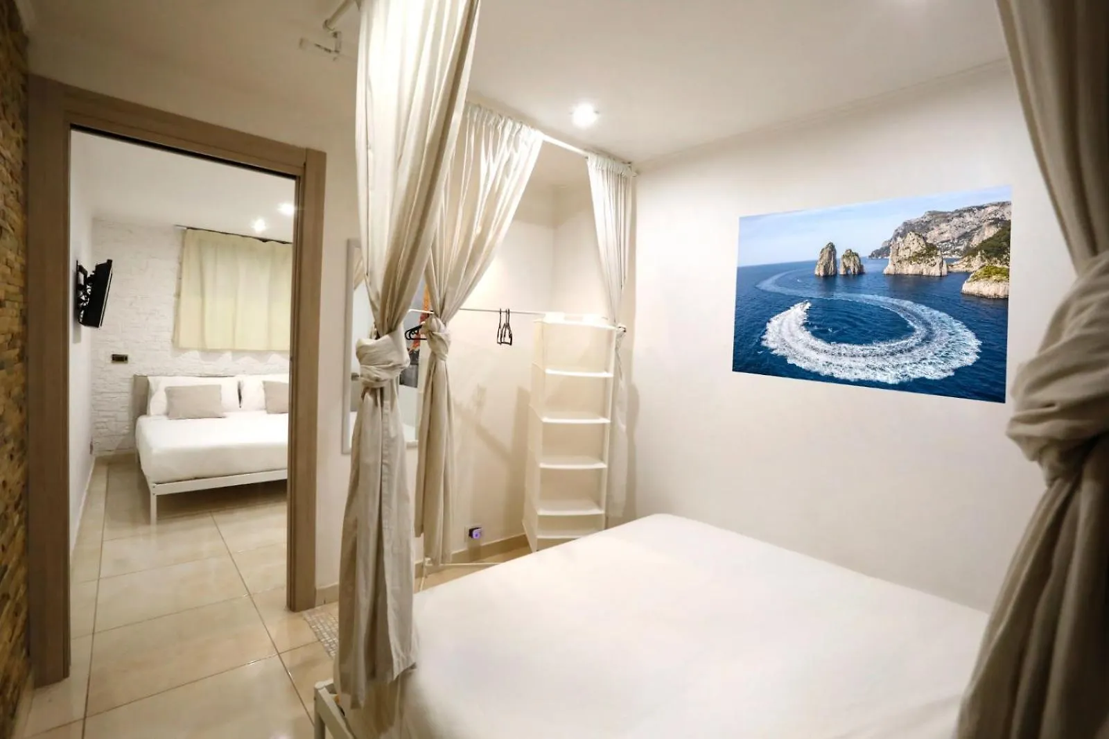 Apartment Appartamento Suarez Vomero Naples Italy